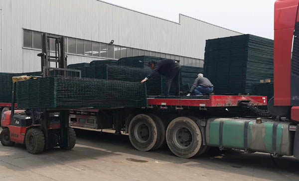 框架護(hù)欄網(wǎng)價(jià)格 框架護(hù)欄網(wǎng)價(jià)格