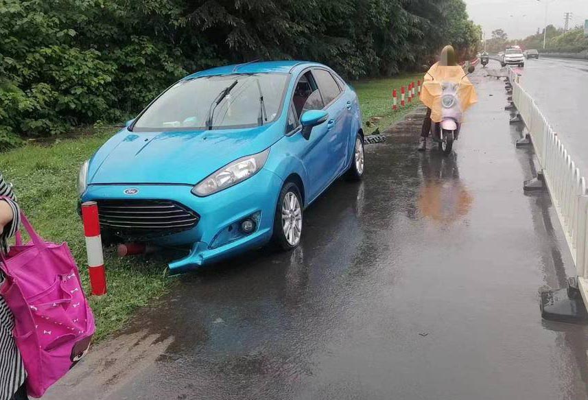 道路護欄網(wǎng)價格 道路護欄網(wǎng)價格