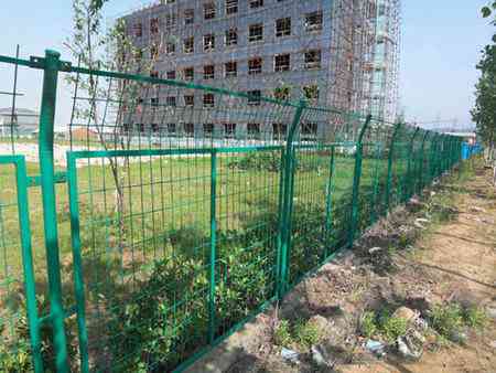 框架護(hù)欄網(wǎng)價(jià)格 框架護(hù)欄網(wǎng)價(jià)格