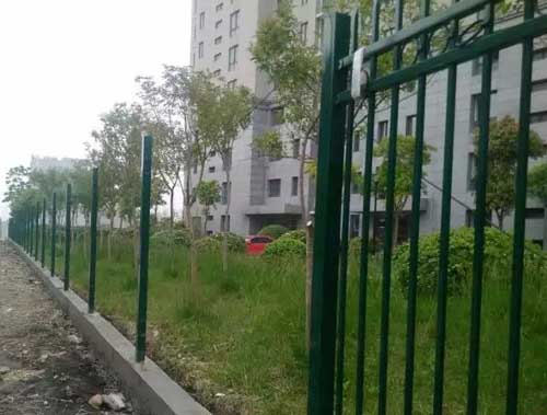 小區(qū)護(hù)欄網(wǎng) 小區(qū)護(hù)欄網(wǎng)