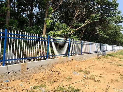 鋅鋼護(hù)欄 鋅鋼護(hù)欄