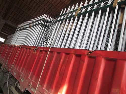 鋅鋼護(hù)欄網(wǎng)價(jià)格 鋅鋼護(hù)欄網(wǎng)價(jià)格