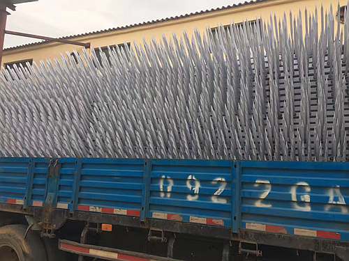 三橫桿鋅鋼護(hù)欄 三橫桿鋅鋼護(hù)欄