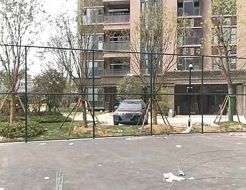 體育場(chǎng)護(hù)欄網(wǎng)安裝 體育場(chǎng)護(hù)欄網(wǎng)安裝